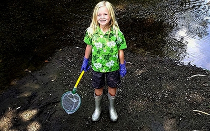 Young girl, brother, look to clean up Okanagan creek | iNFOnews.ca