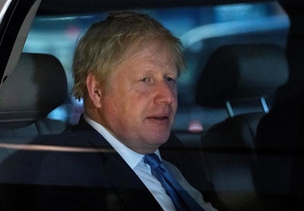 Call to ban travel from UK; Feds weigh response to new COVID-19 strain | iNFOnews.ca Call to ban travel from UK; Feds weigh response to new COVID-19 strain | iNFOnews.ca