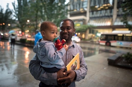 'Save the kids!' Dorian survivor tells the harrowing story of his wife's death | iNFOnews.ca 'Save the kids!' Dorian survivor tells the harrowing story of his wife's death | iNFOnews.ca