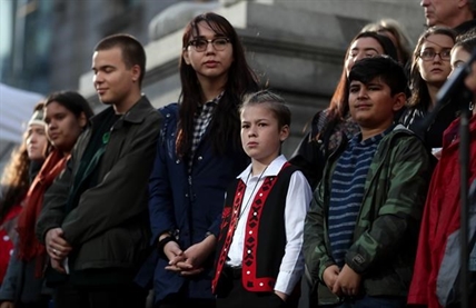 Youths file lawsuit with Federal Court calling Ottawa to develop climate plan | iNFOnews.ca