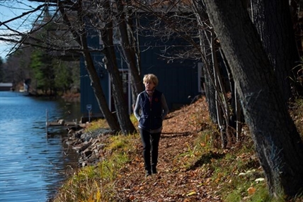 Remembering the sacrifices of Canada's military families | iNFOnews.ca