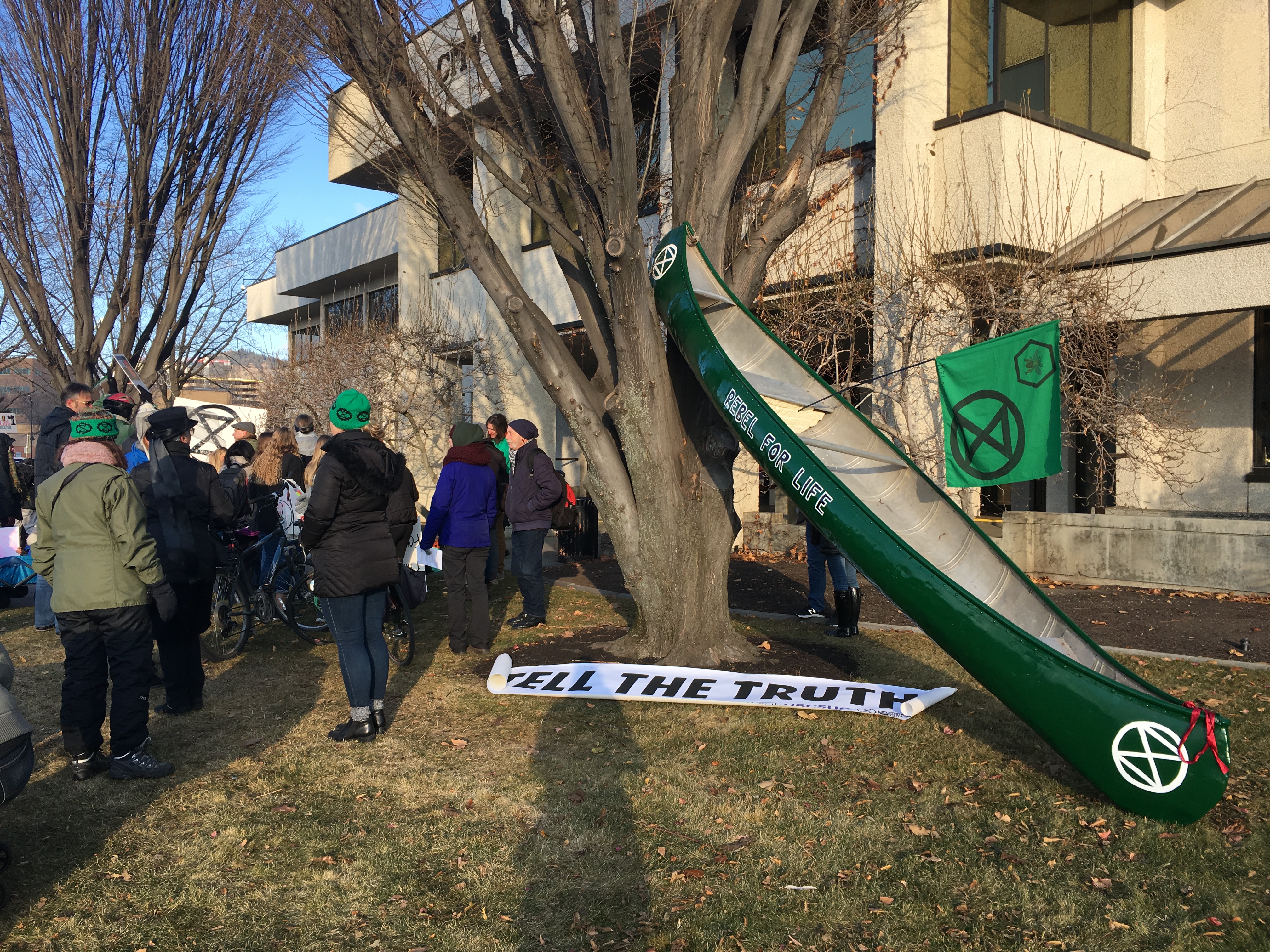 iN PHOTOS: Climate protesters back up downtown Kelowna traffic | iNFOnews.ca