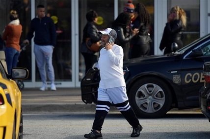 Shooting at suburban Atlanta mall injures 1 as shoppers flee | iNFOnews.ca Shooting at suburban Atlanta mall injures 1 as shoppers flee | iNFOnews.ca
