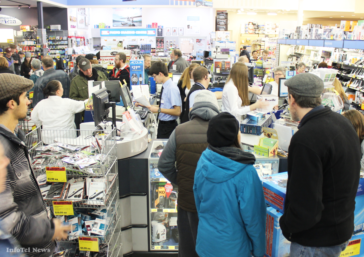 Electronics still tops on Boxing Day | iNFOnews.ca