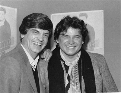 Phil Everly, part of pioneering rock 'n' roll duo with brother Don, dies at age 74 | iNFOnews.ca Phil Everly, part of pioneering rock 'n' roll duo with brother Don, dies at age 74 | iNFOnews.ca