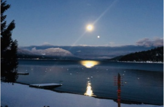 iN PHOTOS: Photographers take advantage of clear skies to capture full moon | iNFOnews.ca iN PHOTOS: Photographers take advantage of clear skies to capture full moon | iNFOnews.ca