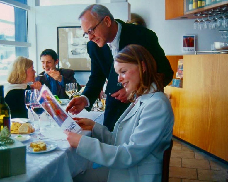 Legendary Vancouver restaurateur John Bishop announces retirement | iNFOnews.ca Legendary Vancouver restaurateur John Bishop announces retirement | iNFOnews.ca