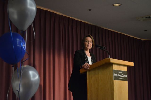 B.C. puts 3-month freeze on applications from prospective labour immigrants | iNFOnews.ca