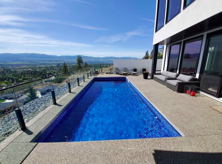 Some Kelowna residents are spending their vacation budgets on pools | iNFOnews.ca