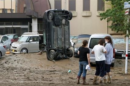 Japan floods leave up to 34 dead, many at nursing homes | iNFOnews.ca Japan floods leave up to 34 dead, many at nursing homes | iNFOnews.ca