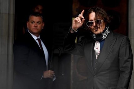 Surgeon: Johnny Depp's severed finger story has flaws | iNFOnews.ca Surgeon: Johnny Depp's severed finger story has flaws | iNFOnews.ca