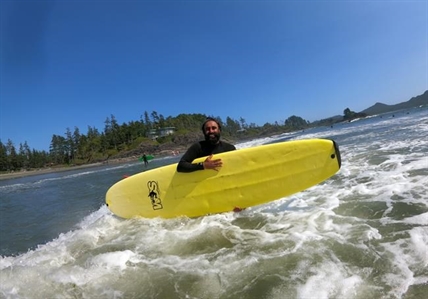 Bhangra dancer looks to bring message of hope to B.C. during COVID-19 | iNFOnews.ca Bhangra dancer looks to bring message of hope to B.C. during COVID-19 | iNFOnews.ca