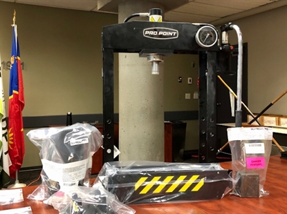 3.1 kg of fentanyl and over 100K in cash seized from Surrey home | iNFOnews.ca