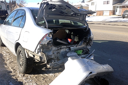 Tailgating driver causes accident | iNFOnews.ca