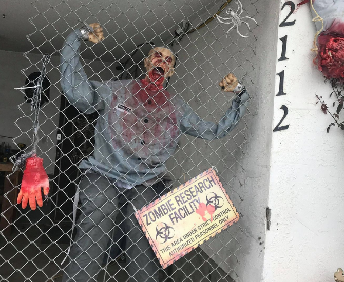 Kamloops couple spreads Halloween spirit with zombie passenger | iNFOnews.ca Kamloops couple spreads Halloween spirit with zombie passenger | iNFOnews.ca