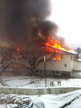 Cawston couple's determination to rebuild ignites after fire | iNFOnews.ca