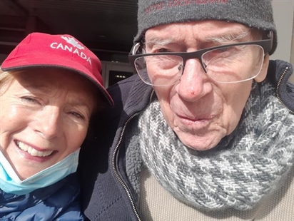 Visit restrictions contributed to depression among care home residents: doctor | iNFOnews.ca Visit restrictions contributed to depression among care home residents: doctor | iNFOnews.ca