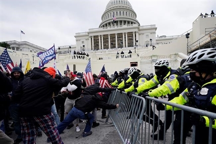 Filing: Proud Boys member considering plea in Capitol breach | iNFOnews.ca