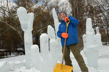 iN PHOTOS: Vernon Winter Carnival pulls pandemic pivot with drive-thru ice sculpture park | iNFOnews.ca iN PHOTOS: Vernon Winter Carnival pulls pandemic pivot with drive-thru ice sculpture park | iNFOnews.ca