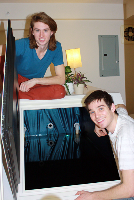 Kelowna men pitch sensory deprivation to Dragon's Den | iNFOnews.ca