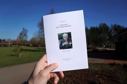 Second World War plane fly-past honours Captain Tom Moore at funeral | iNFOnews.ca Second World War plane fly-past honours Captain Tom Moore at funeral | iNFOnews.ca
