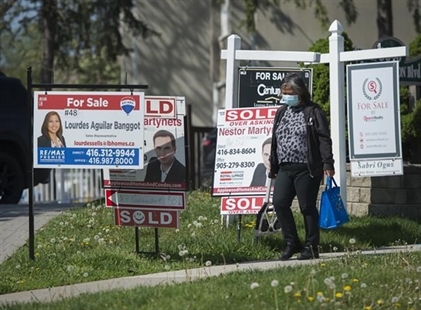 Canadian households added record mortgage debt in Q4: StatCan | iNFOnews.ca