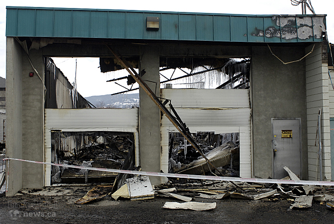 Local business steps up to help staff of burned out factory | iNFOnews.ca Local business steps up to help staff of burned out factory | iNFOnews.ca