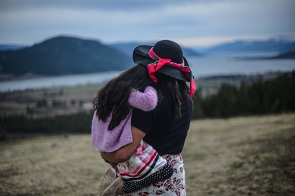 Syilx mother shaken after learning RCMP, social worker searched home without her knowledge | iNFOnews.ca Syilx mother shaken after learning RCMP, social worker searched home without her knowledge | iNFOnews.ca