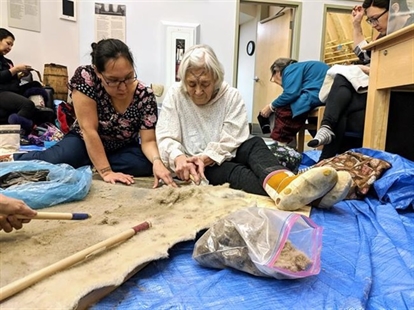 It's a part of who we are:' Inuit work to revitalize endangered dialect | iNFOnews.ca It's a part of who we are:' Inuit work to revitalize endangered dialect | iNFOnews.ca