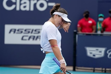 Canadian tennis star Bianca Andreescu announces she has tested positive for COVID-19, drops out of Madrid Open | iNFOnews.ca Canadian tennis star Bianca Andreescu announces she has tested positive for COVID-19, drops out of Madrid Open | iNFOnews.ca