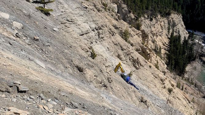 24/7 closure of Trans-Canada in Kicking Horse Canyon hits halfway mark | iNFOnews.ca 24/7 closure of Trans-Canada in Kicking Horse Canyon hits halfway mark | iNFOnews.ca
