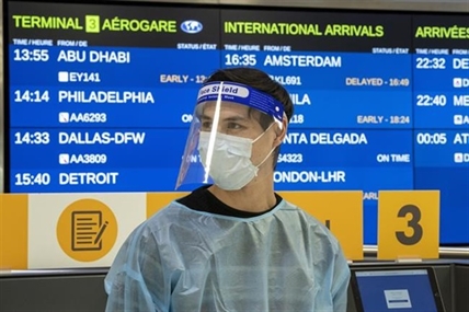 Quarantine exemptions lure visitors to Canada in advance of busy travel weekend | iNFOnews.ca Quarantine exemptions lure visitors to Canada in advance of busy travel weekend | iNFOnews.ca