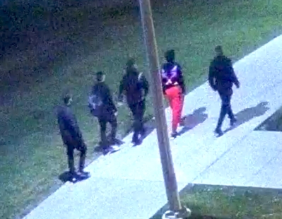 RCMP looking to identify 'persons of interest' in downtown Kelowna stabbings | iNFOnews.ca