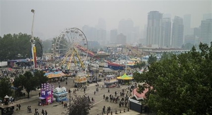 B.C. says accommodations for wildfire evacuees are filling up as evacuations continue | iNFOnews.ca