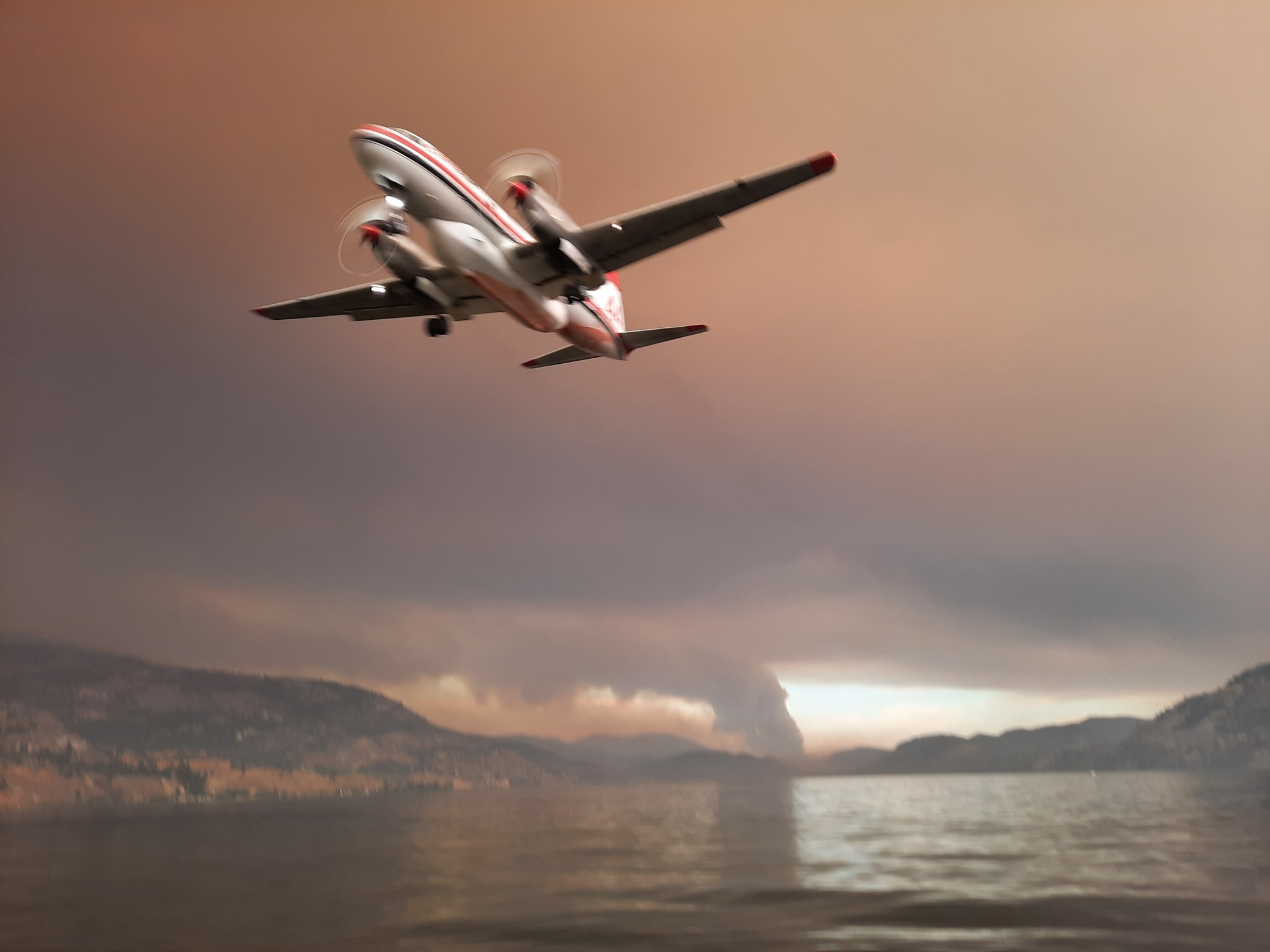 iN PHOTOS: Apocalyptic-like sky in South Okanagan due to wildfire smoke, ash | iNFOnews.ca