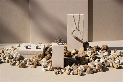 Home Fires: Volcanic lava sparks decorative design | iNFOnews.ca Home Fires: Volcanic lava sparks decorative design | iNFOnews.ca
