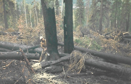 iN PHOTOS: Swapping hockey sticks for hoses — a B.C. wildfire history lesson | iNFOnews.ca iN PHOTOS: Swapping hockey sticks for hoses — a B.C. wildfire history lesson | iNFOnews.ca