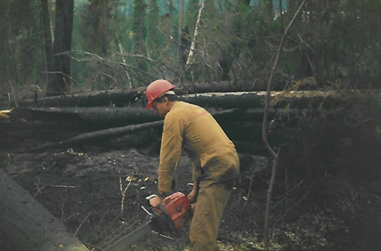iN PHOTOS: Swapping hockey sticks for hoses — a B.C. wildfire history lesson | iNFOnews.ca iN PHOTOS: Swapping hockey sticks for hoses — a B.C. wildfire history lesson | iNFOnews.ca