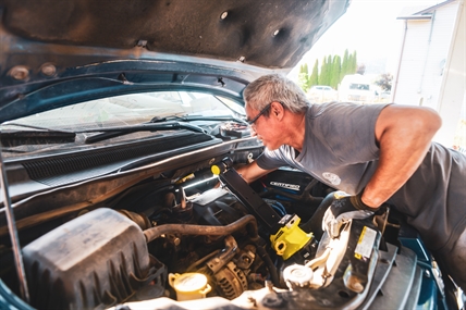 Feasting after the fire: Okanagan couple welcomes evacuees home with tacos and ribs | iNFOnews.ca