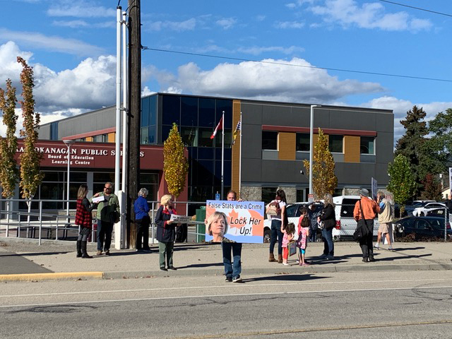 School board condemns anti-mask protest at district office in Kelowna | iNFOnews.ca