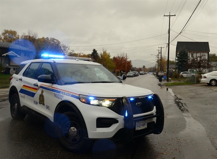 UPDATE: Vernon RCMP evacuate residents, close street after suspected bomb discovered | iNFOnews.ca