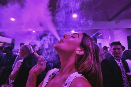 iN VIDEO: Comedians, cannabis companies push pot legalization in U.S. | iNFOnews.ca iN VIDEO: Comedians, cannabis companies push pot legalization in U.S. | iNFOnews.ca