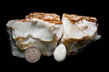 Huge opal sells for nearly $144,000 at Alaska auction | iNFOnews.ca Huge opal sells for nearly $144,000 at Alaska auction | iNFOnews.ca