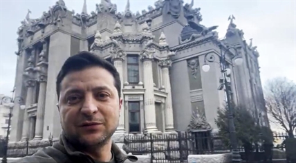 Zelenskyy’s unlikely journey from comedy to Ukrainian hero | iNFOnews.ca Zelenskyy’s unlikely journey from comedy to Ukrainian hero | iNFOnews.ca