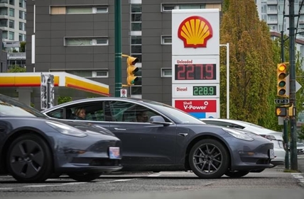 Despite price spike at pumps demand for gasoline still high in Canada | iNFOnews.ca