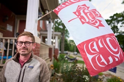 After 'Freedom Convoy,' Canadian flag has taken on new meaning for some this year | iNFOnews.ca After 'Freedom Convoy,' Canadian flag has taken on new meaning for some this year | iNFOnews.ca
