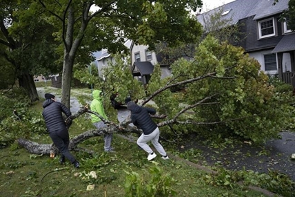 Homes washed away by Fiona in N.L., storm wreaks havoc across Atlantic region | iNFOnews.ca Homes washed away by Fiona in N.L., storm wreaks havoc across Atlantic region | iNFOnews.ca