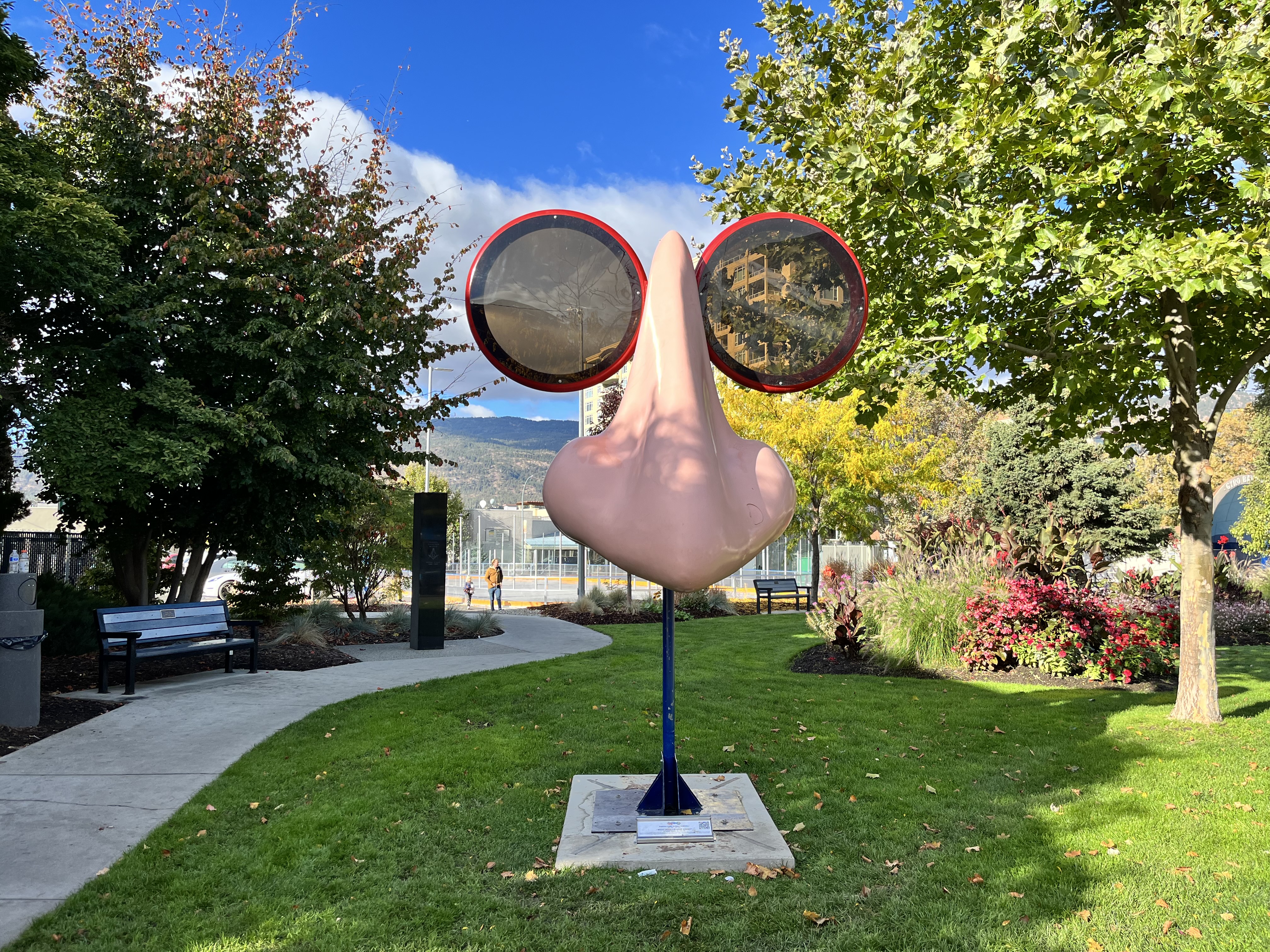 The artist behind this Penticton nosey sculpture wants you to question corporations | iNFOnews.ca The artist behind this Penticton nosey sculpture wants you to question corporations | iNFOnews.ca