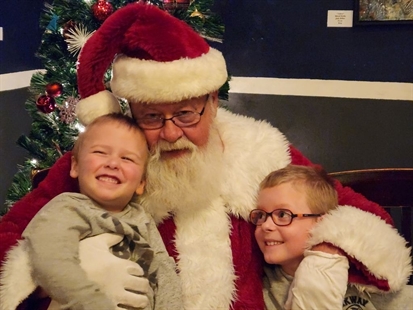Naughty Penticton Santa living large after mall firing | iNFOnews.ca
