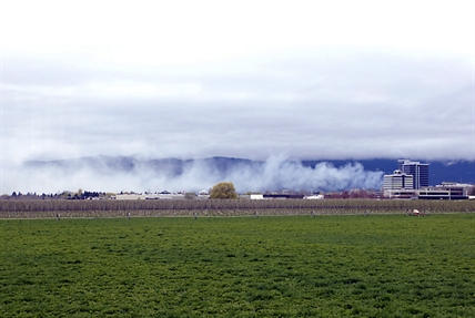 Smoke in Kelowna coming from Tolko mill | iNFOnews.ca Smoke in Kelowna coming from Tolko mill | iNFOnews.ca